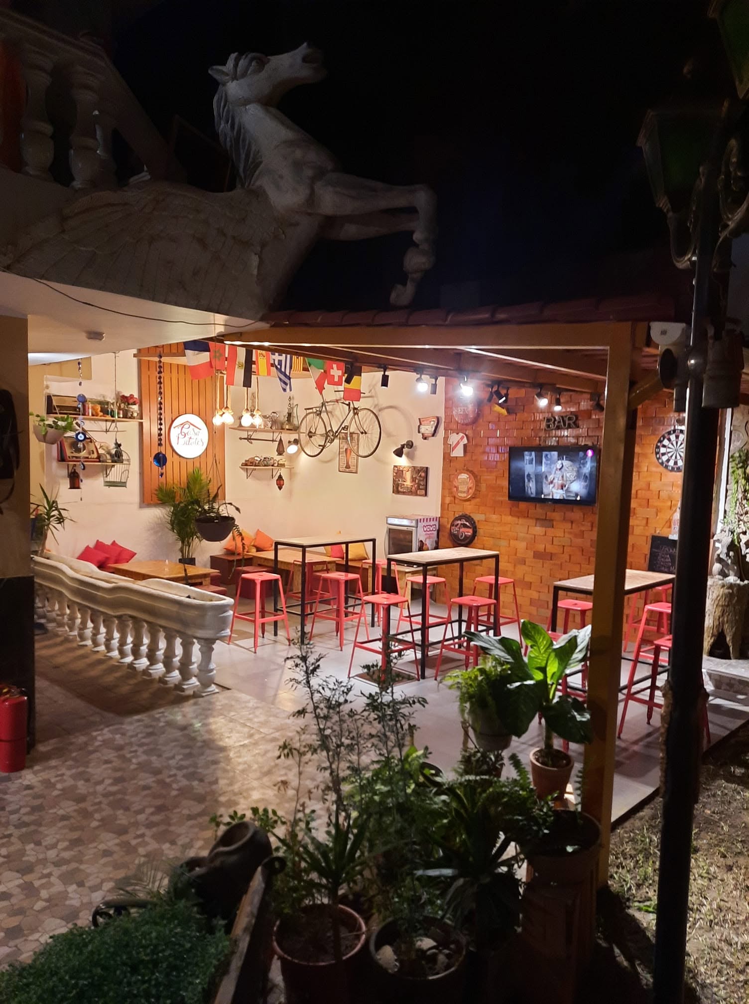 CASA PORTALES