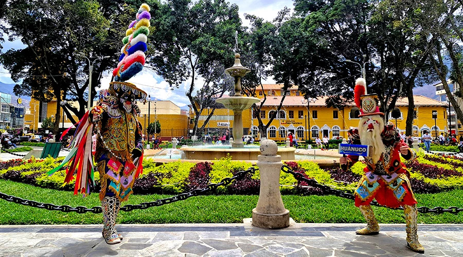 PLAZA DE ARMAS DE HUÁNUCO