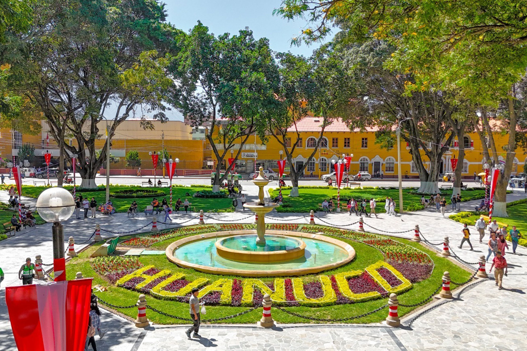 PLAZA DE ARMAS DE HUÁNUCO