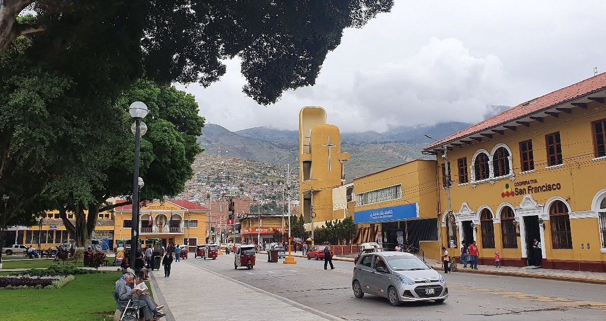 PLAZA DE ARMAS DE HUÁNUCO