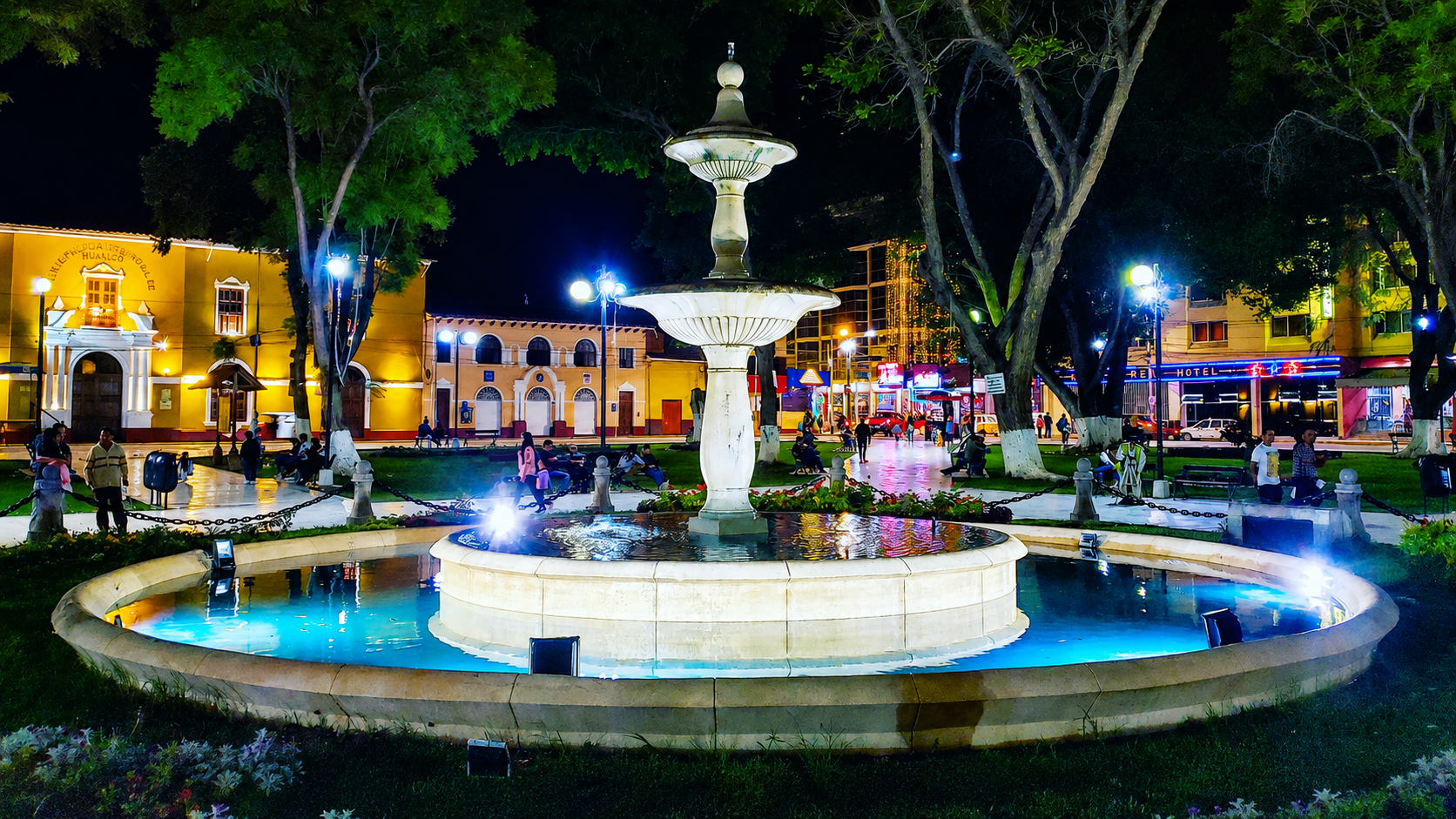 PLAZA DE ARMAS DE HUÁNUCO