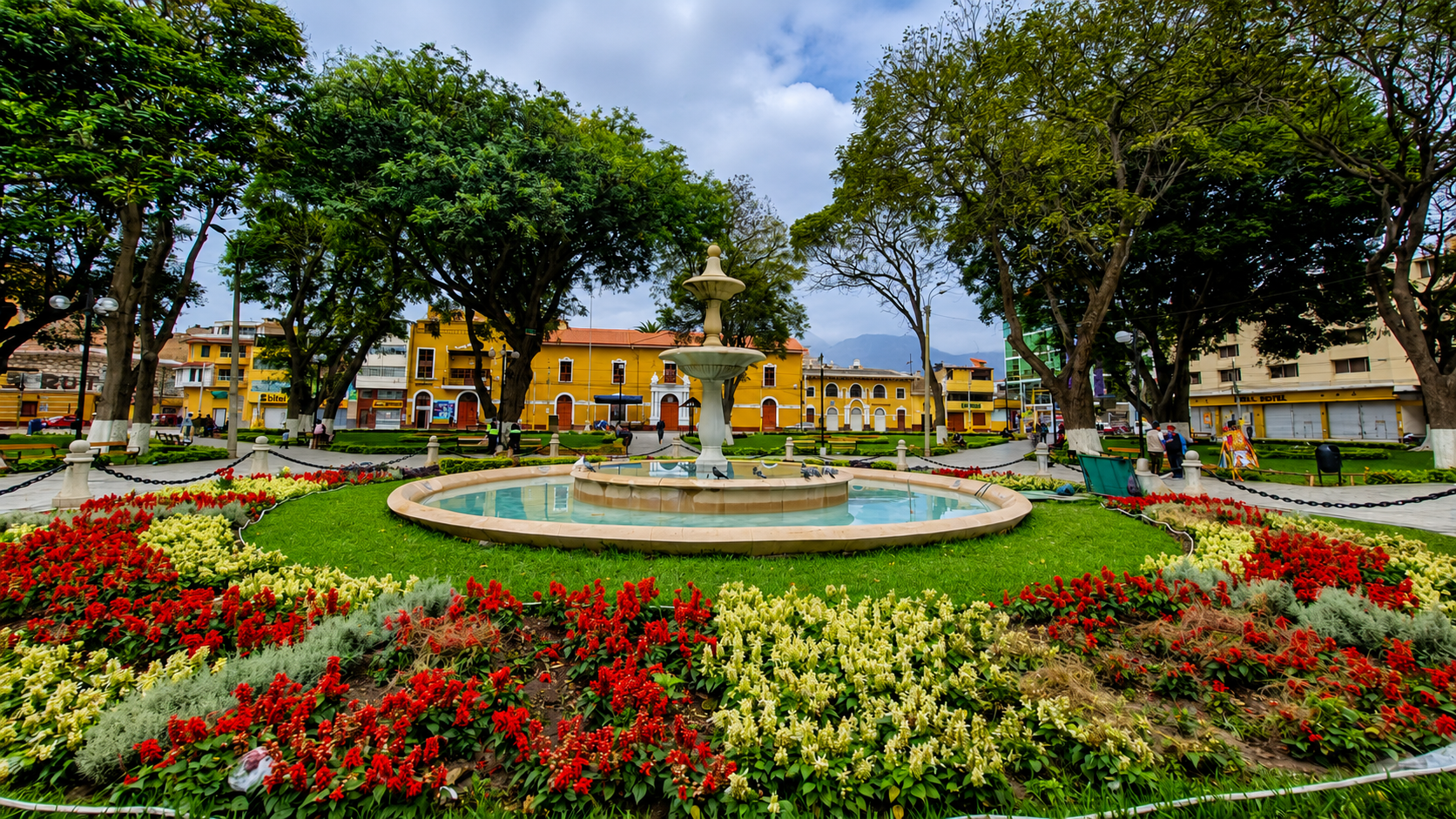 Pileta central de la Plaza de Armas de Huánuco